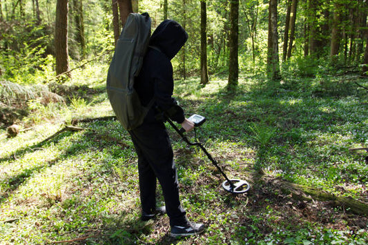 Safety in Metal Detecting: What Equipment to Choose and How to Avoid Hazards