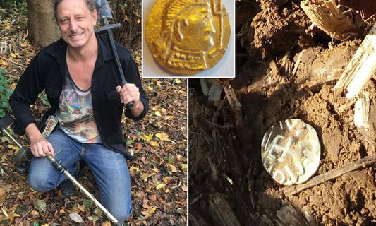 MAN FINDS BURIED TREASURE OF GOLD COINS WORTH £10,000 IN A FIELD IN ESSEX
